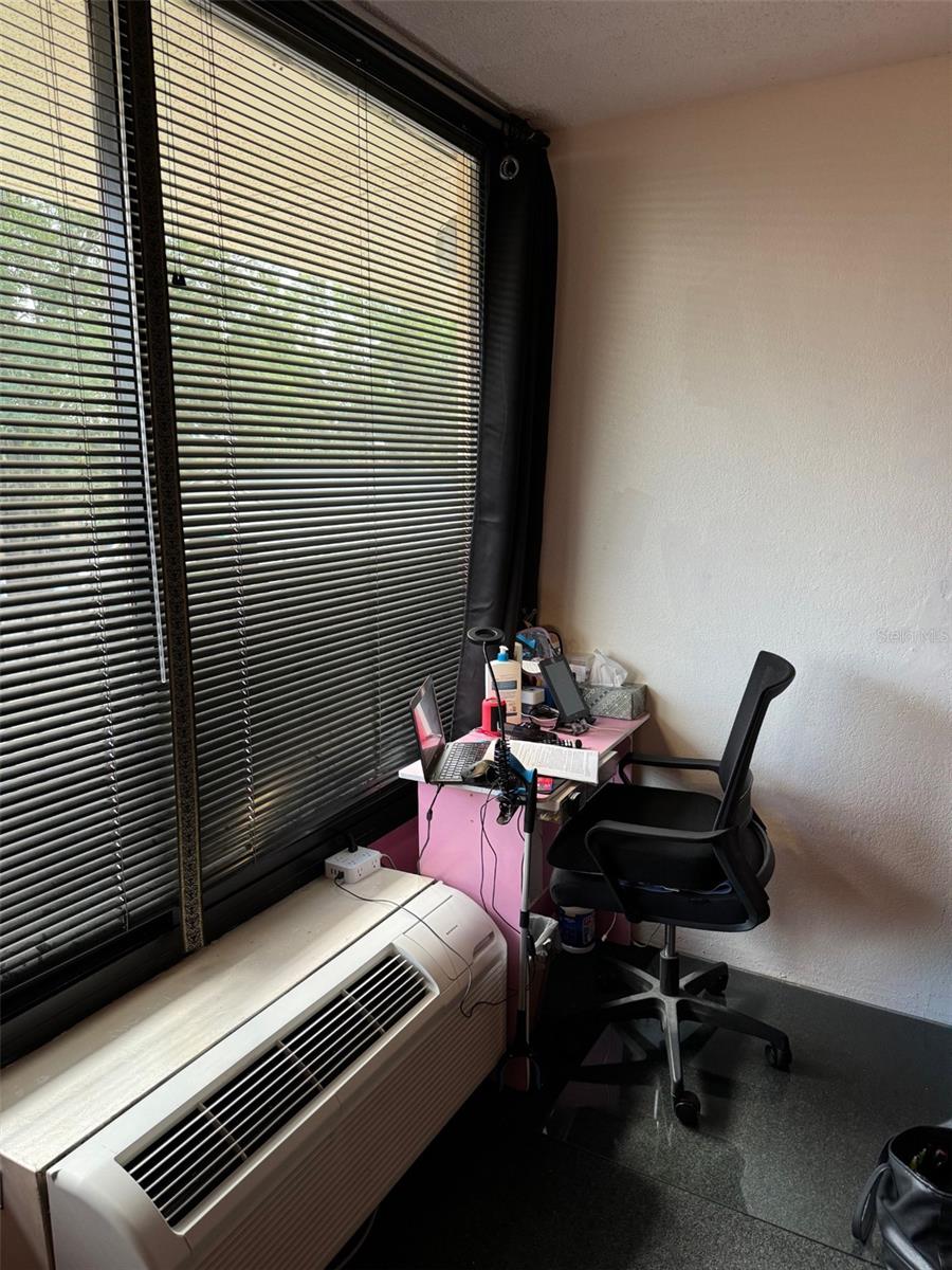 Image 20 of 32 For 7900 Orange Blossom Trail 2097