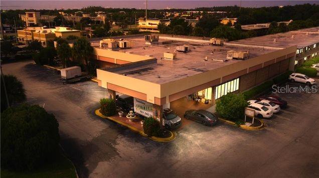 Image 9 of 32 For 7900 Orange Blossom Trail 2097