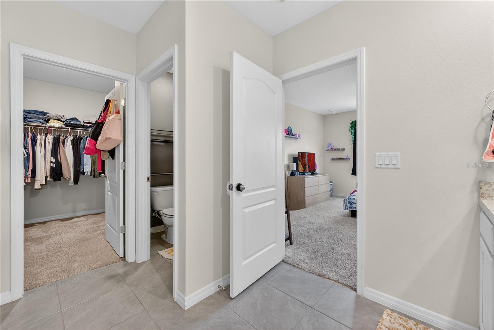 Image 35 of 78 For 1323 Fox Squirrel Drive