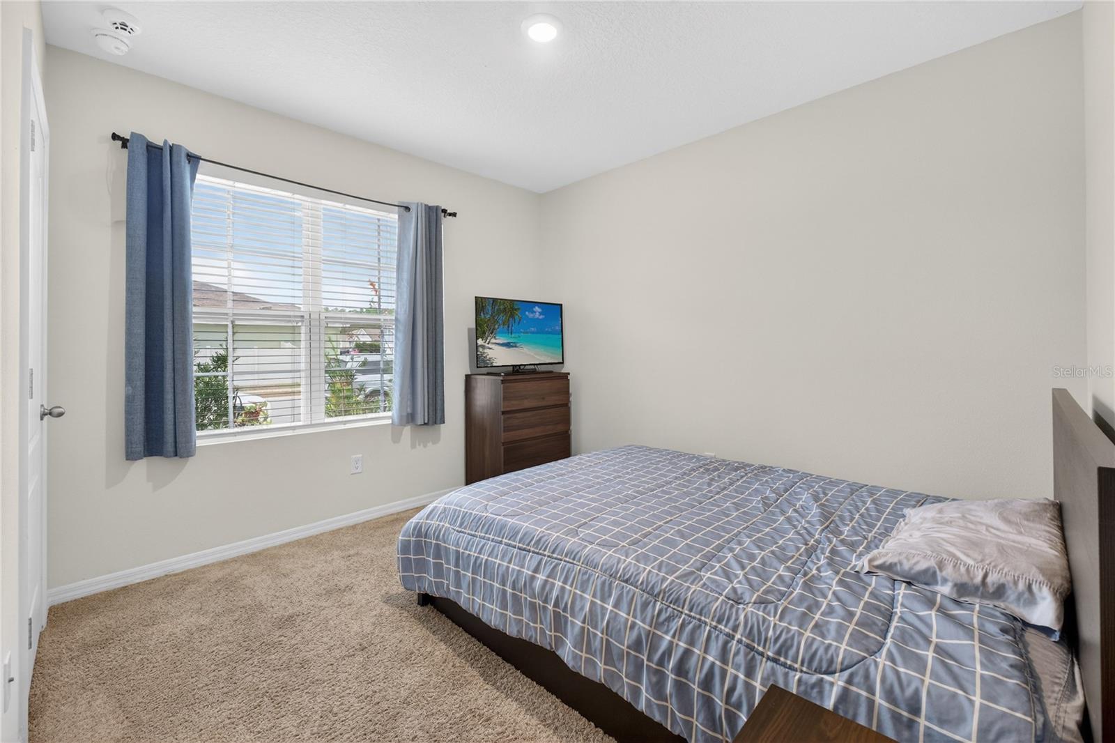 Image 37 of 78 For 1323 Fox Squirrel Drive