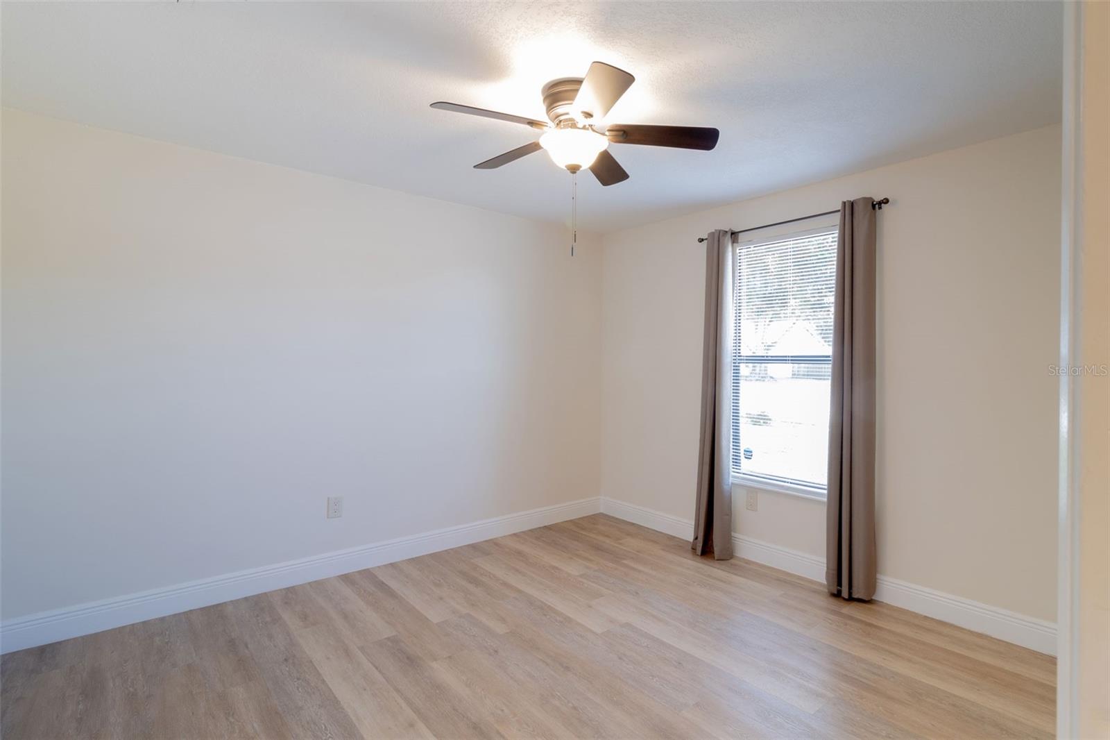 Image 13 of 14 For 5547 Garden Grove Circle