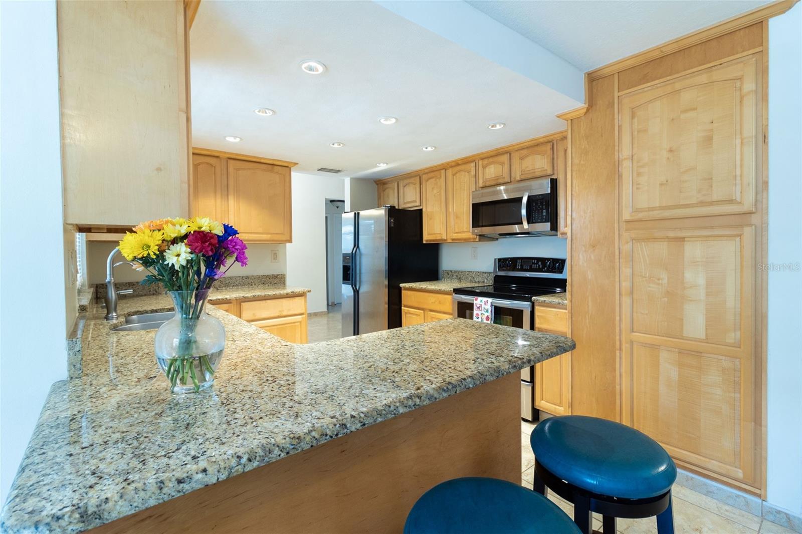 Image 3 of 14 For 5547 Garden Grove Circle