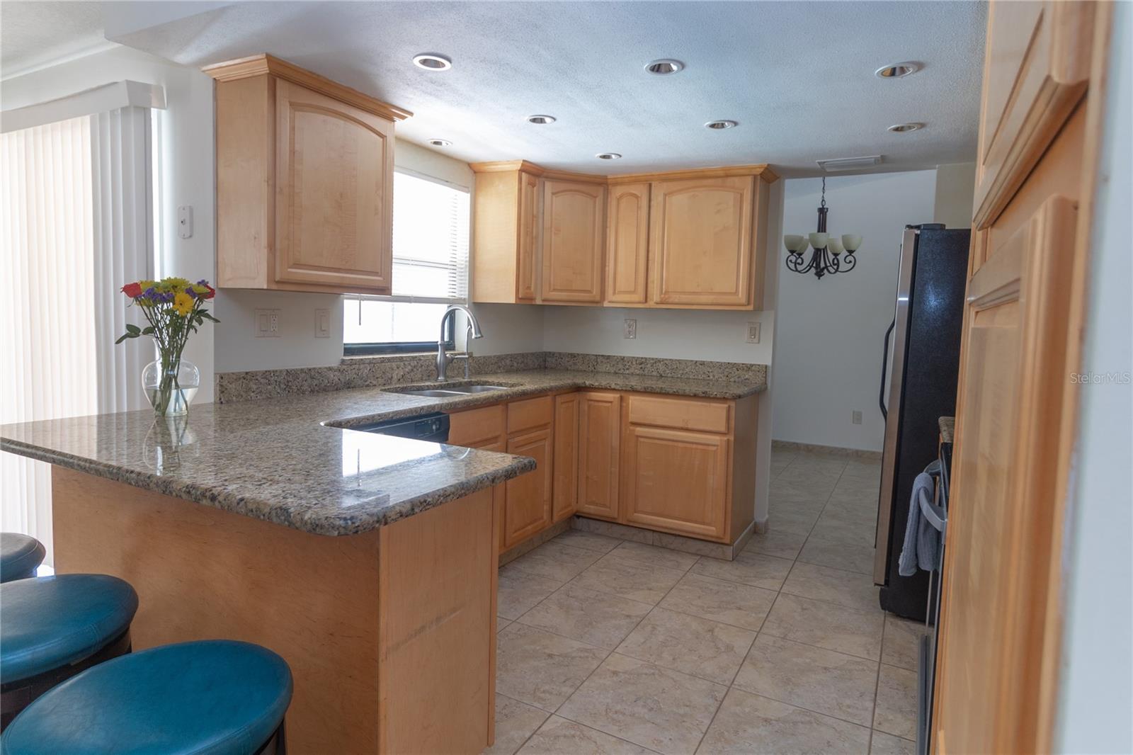 Image 4 of 14 For 5547 Garden Grove Circle