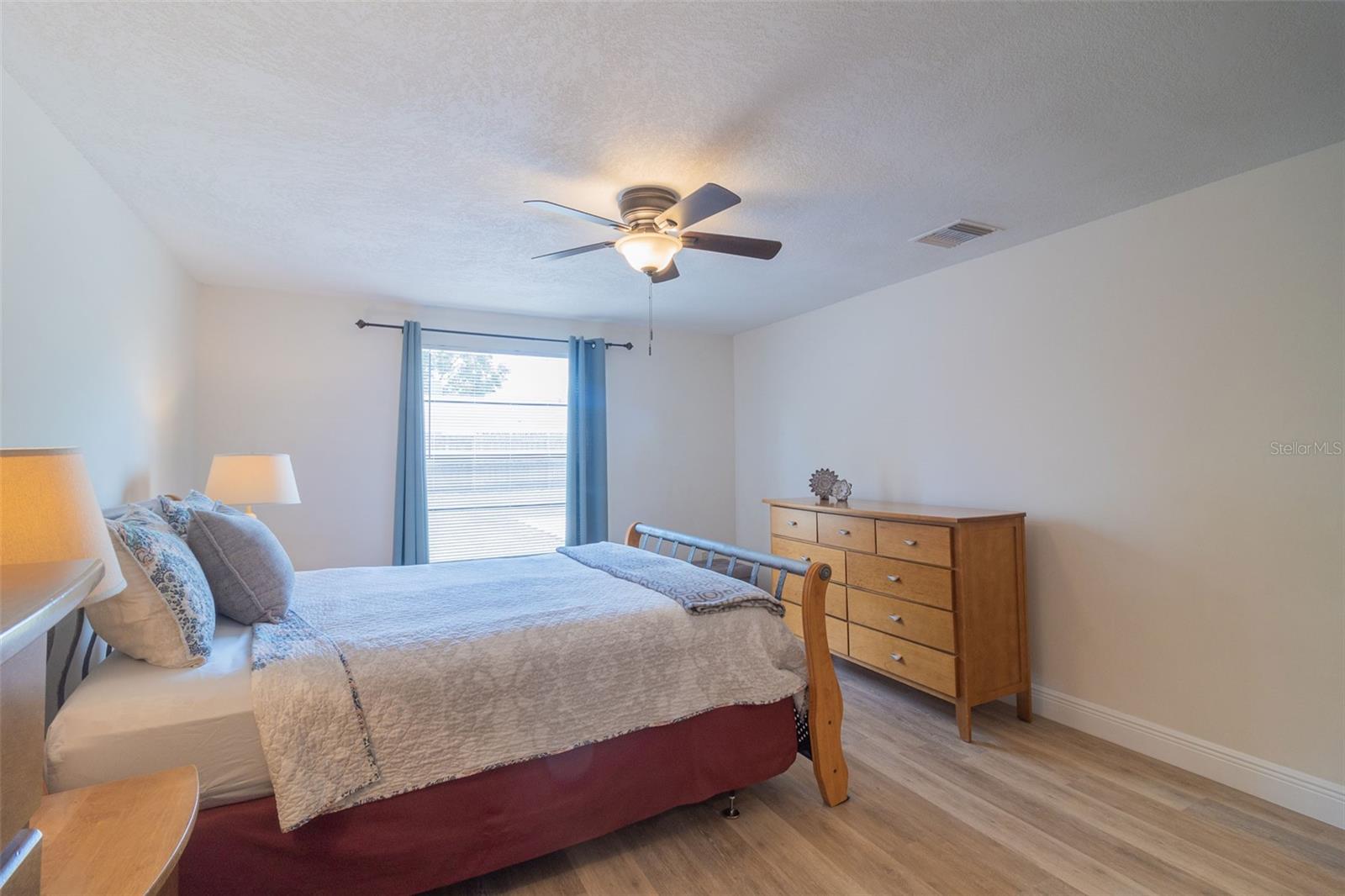 Image 9 of 14 For 5547 Garden Grove Circle