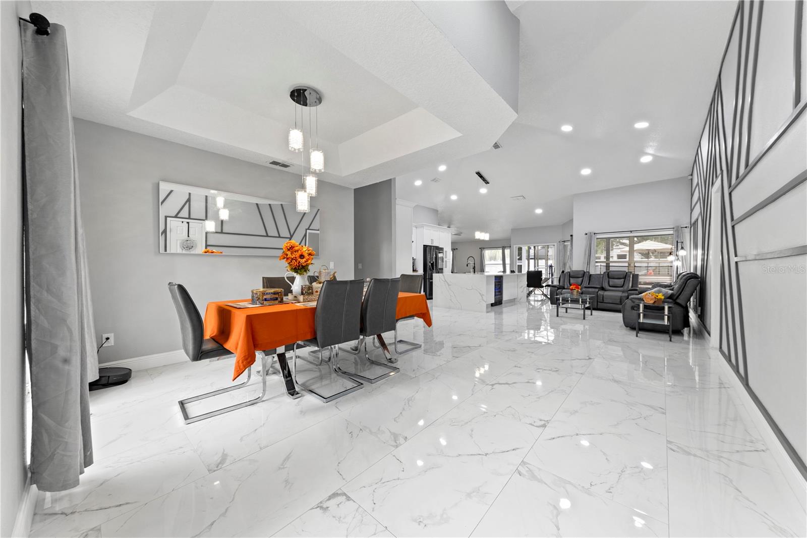 Image 9 of 41 For 416 Becky Street