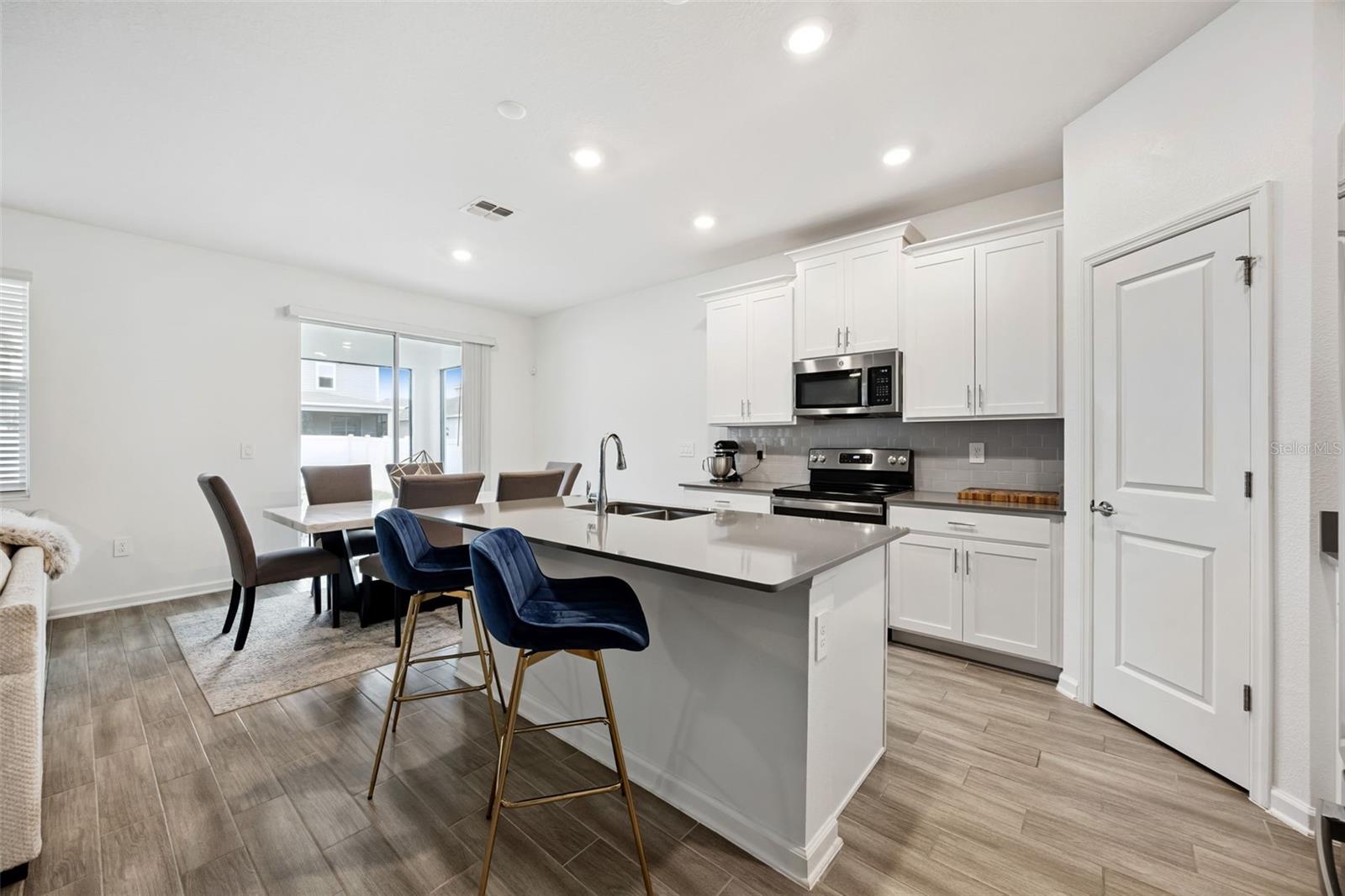 Image 15 of 62 For 2747 Slash Way