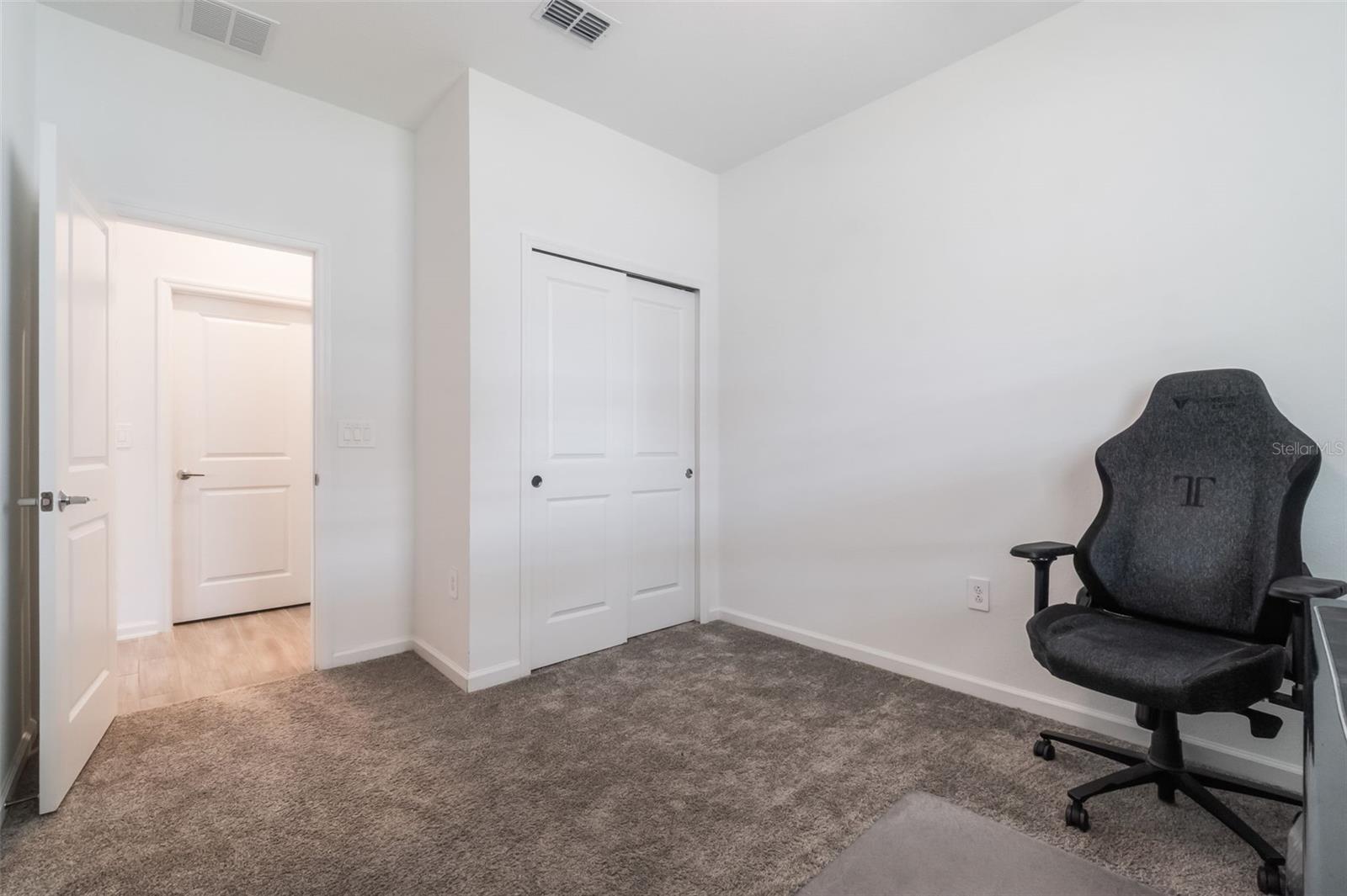 Image 22 of 62 For 2747 Slash Way