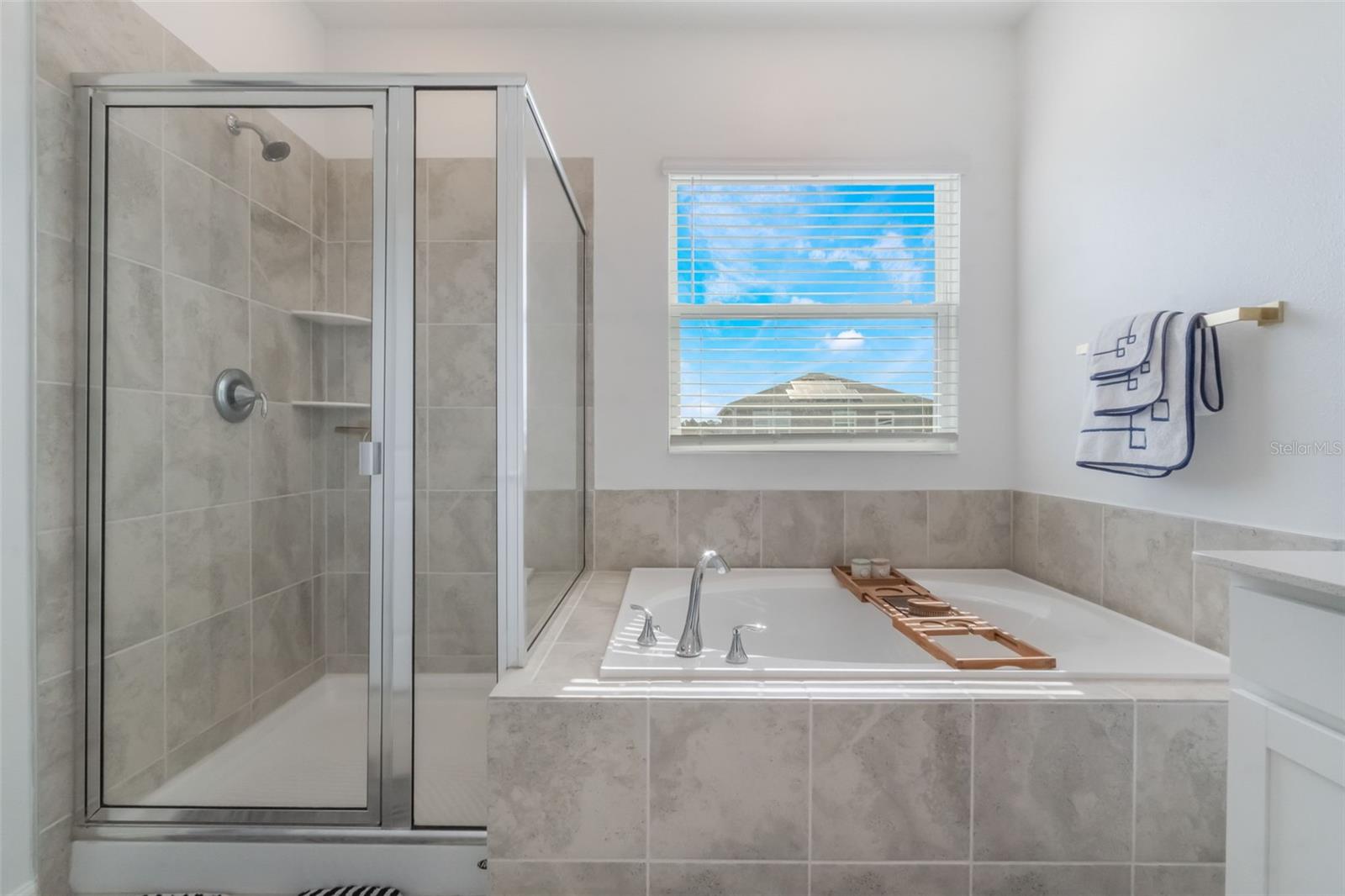 Image 29 of 62 For 2747 Slash Way