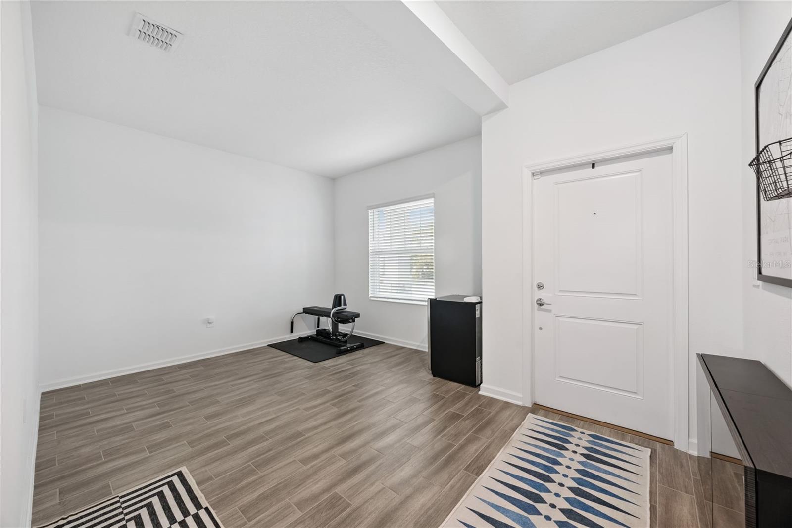 Image 7 of 62 For 2747 Slash Way