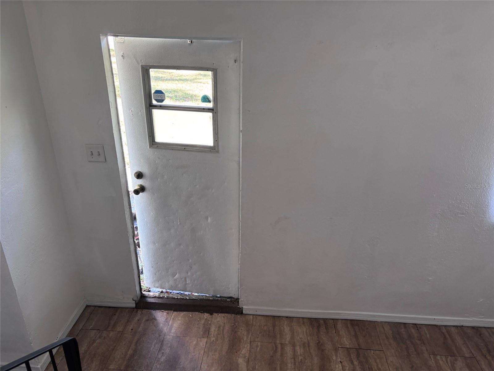 Image 10 of 23 For 604 Shepard Road