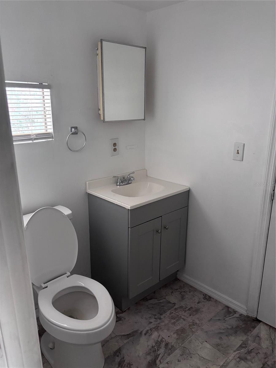 Image 19 of 23 For 604 Shepard Road