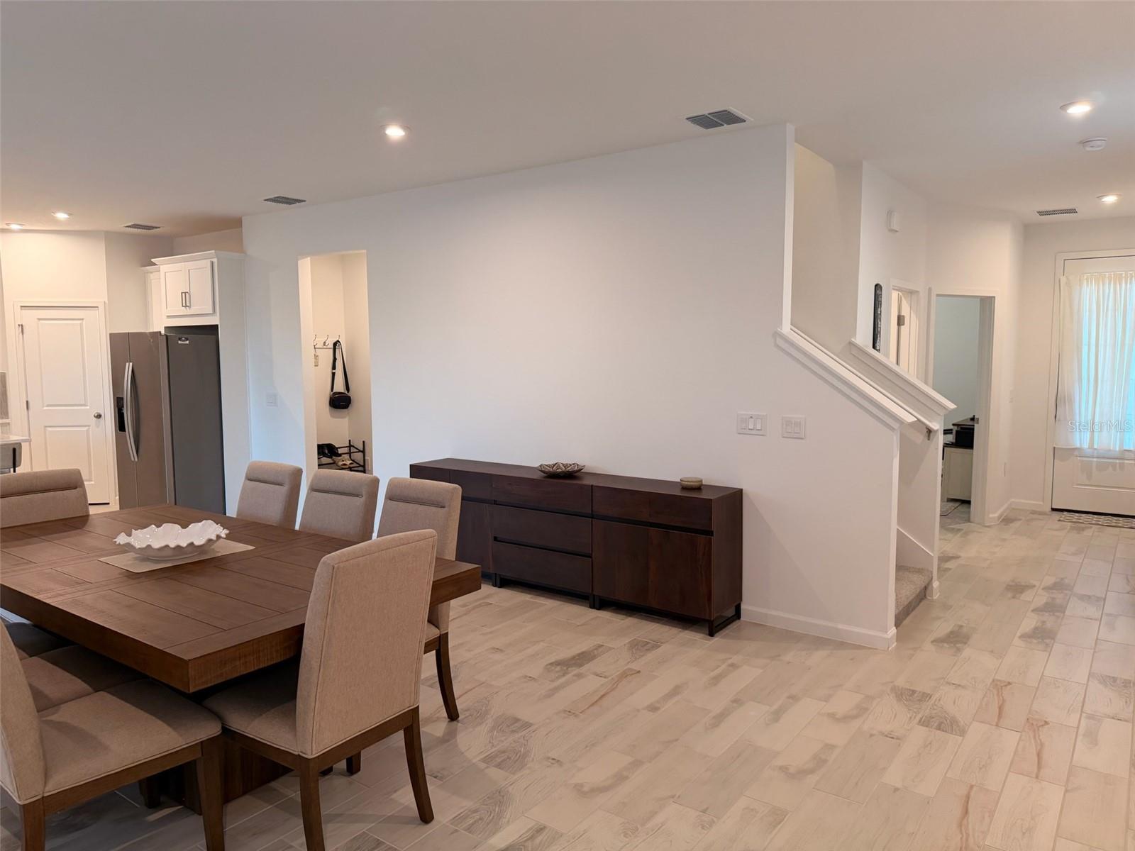 Image 3 of 24 For 2700 Sweet Acacia Drive