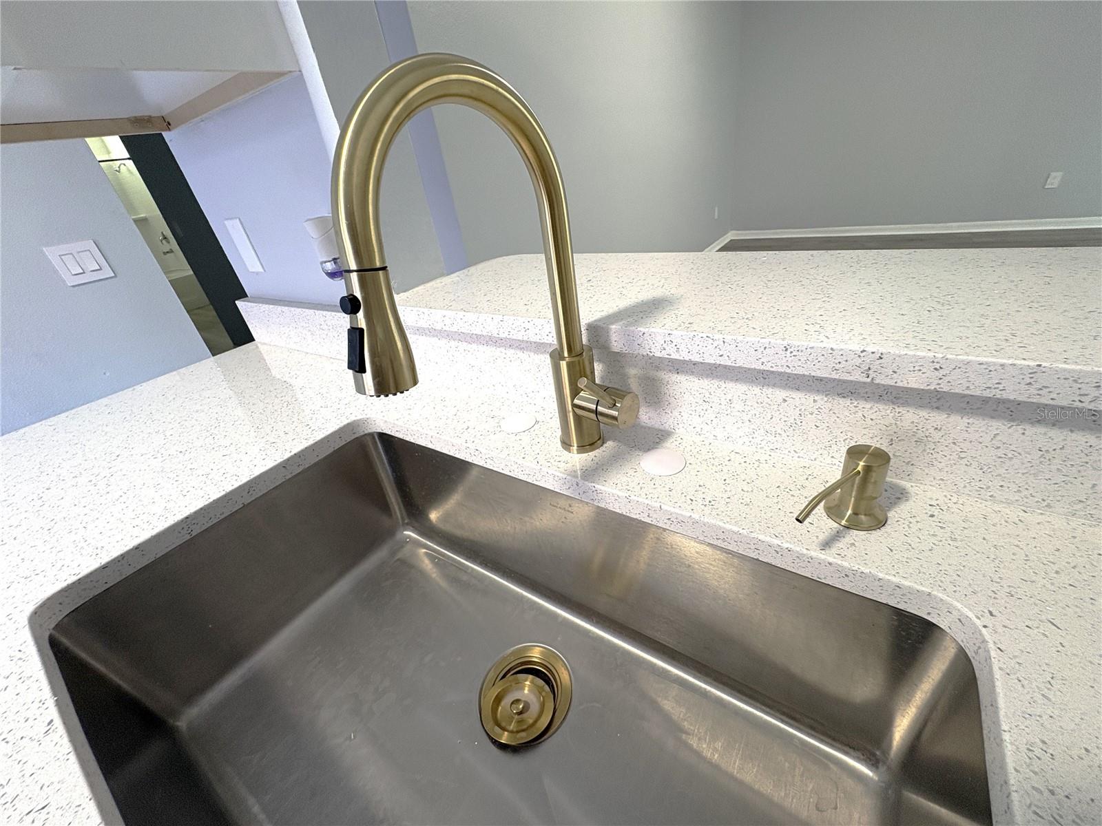 Image 10 of 23 For 5218 Florida Holly Drive