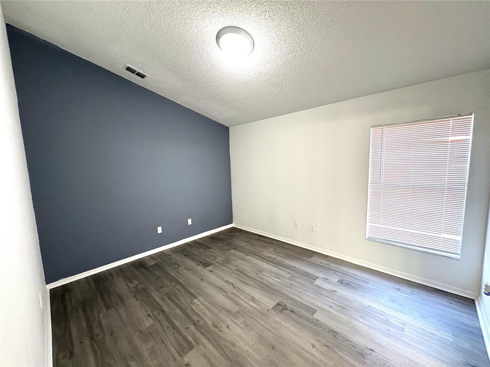 Image 12 of 23 For 5218 Florida Holly Drive