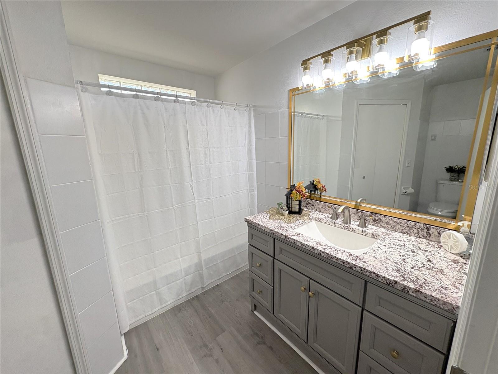 Image 13 of 23 For 5218 Florida Holly Drive