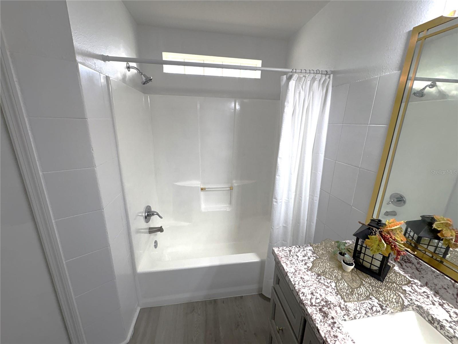 Image 15 of 23 For 5218 Florida Holly Drive