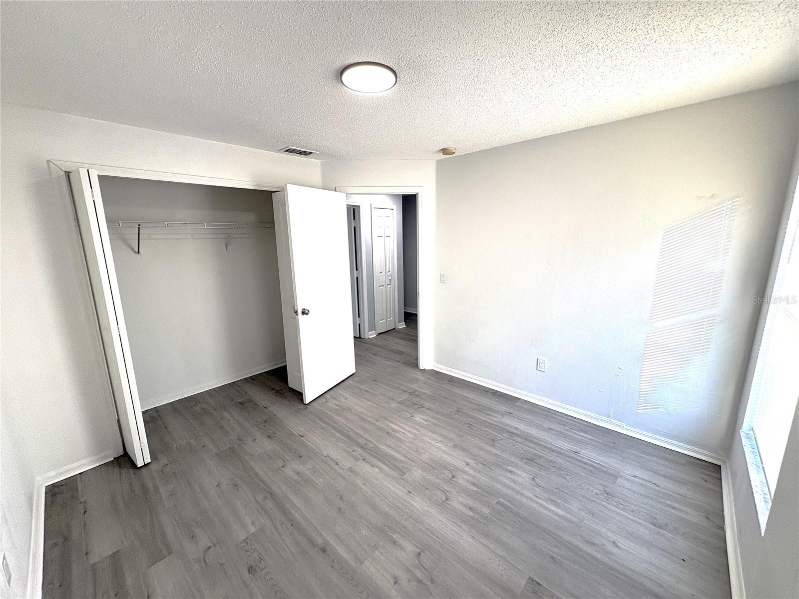 Image 18 of 23 For 5218 Florida Holly Drive