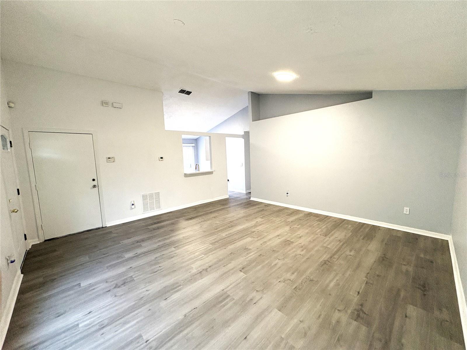 Image 4 of 23 For 5218 Florida Holly Drive