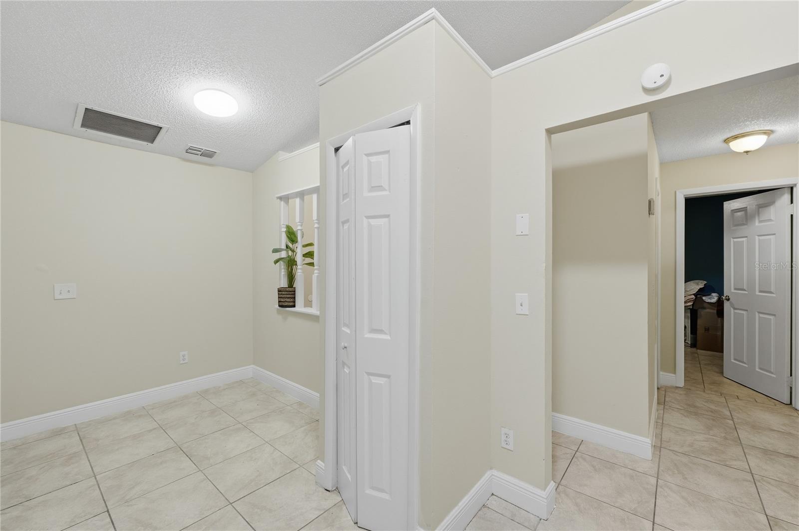 Image 14 of 37 For 88 Winter Ridge Circle