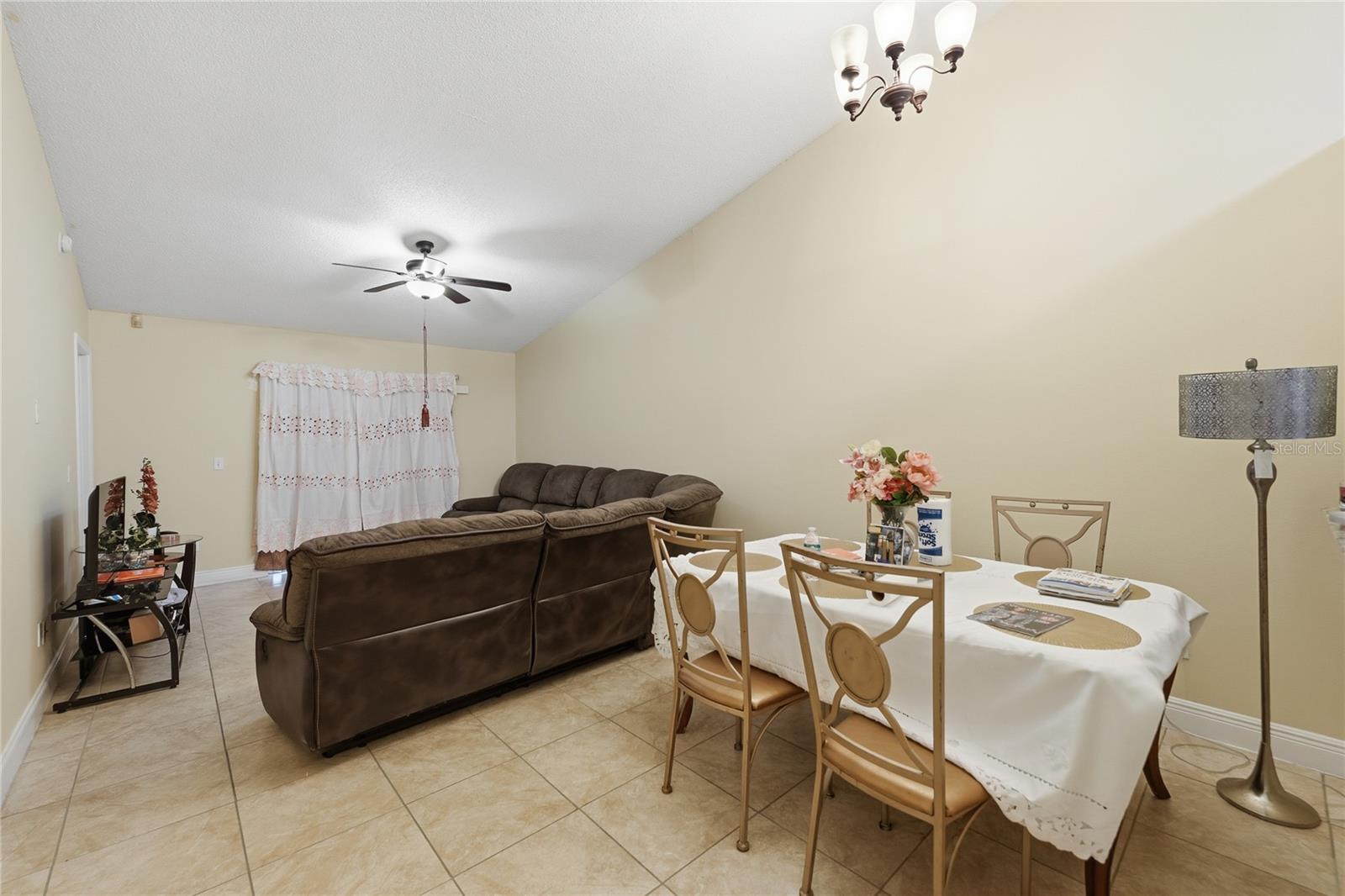 Image 15 of 37 For 88 Winter Ridge Circle