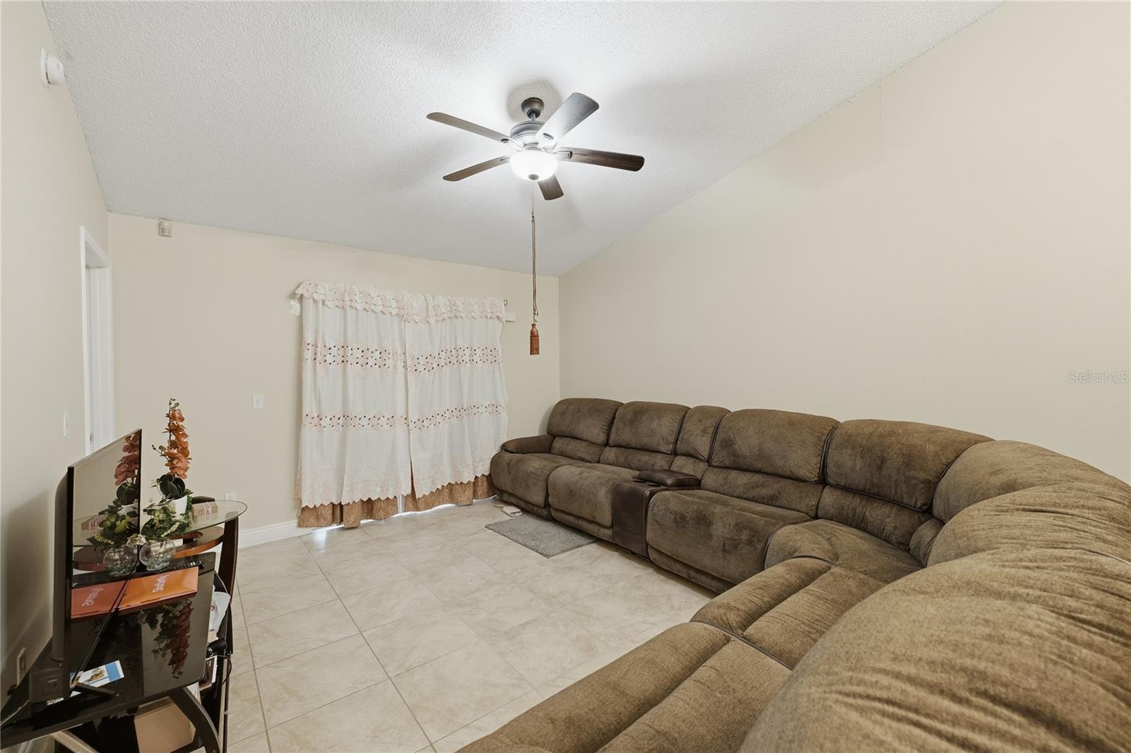 Image 16 of 37 For 88 Winter Ridge Circle