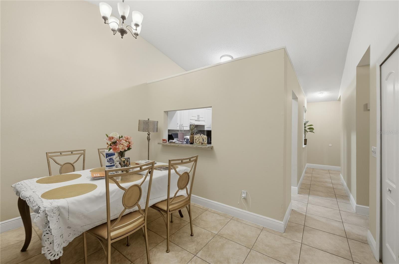 Image 20 of 37 For 88 Winter Ridge Circle