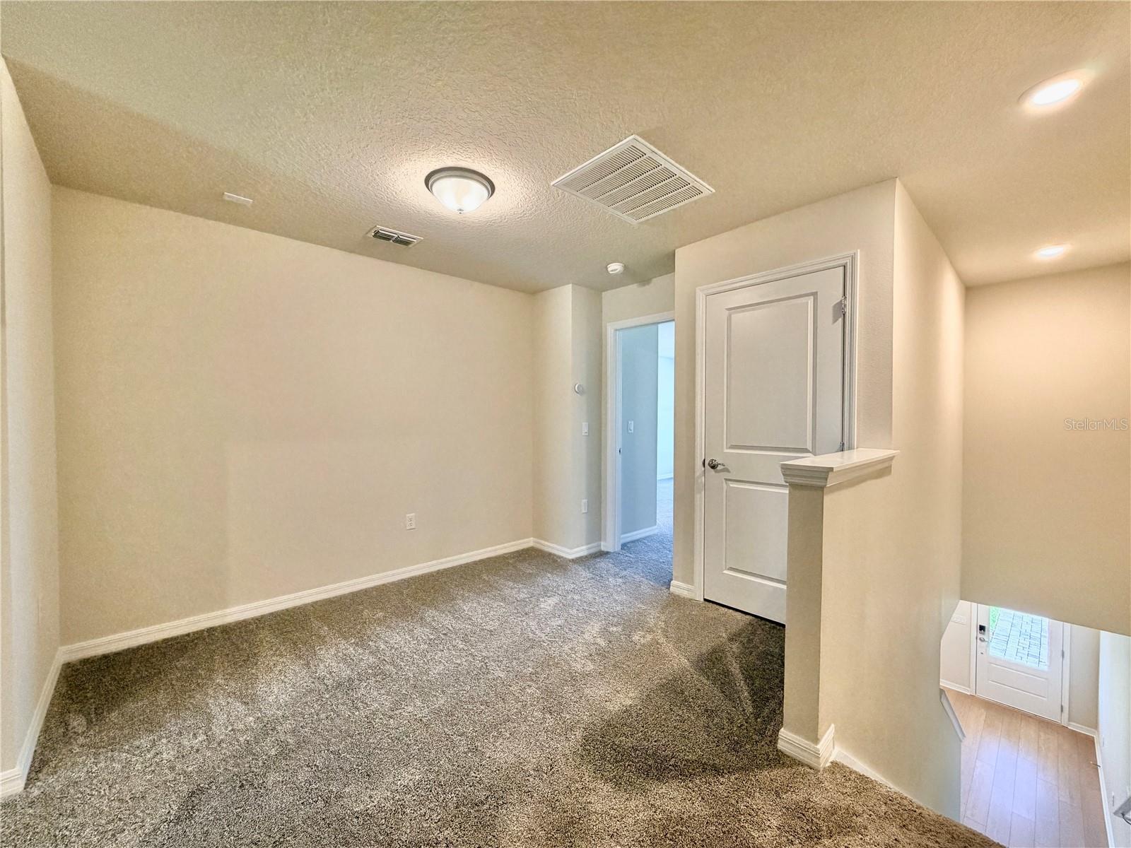 Image 15 of 33 For 16256 Bright Leaf Road