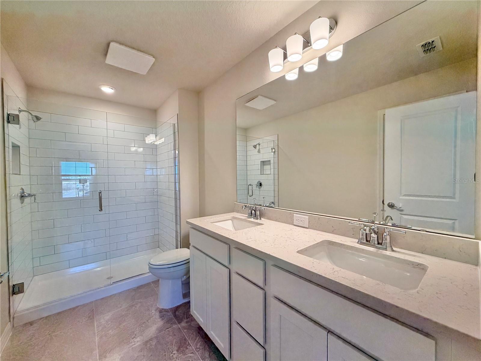 Image 22 of 33 For 16256 Bright Leaf Road