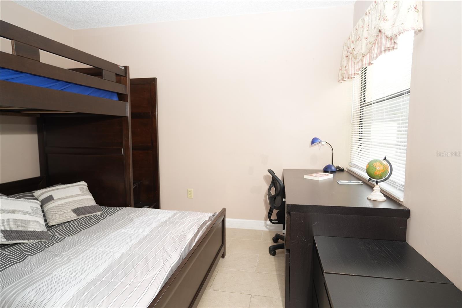 Image 17 of 26 For 3276 Candle Ridge Court 202