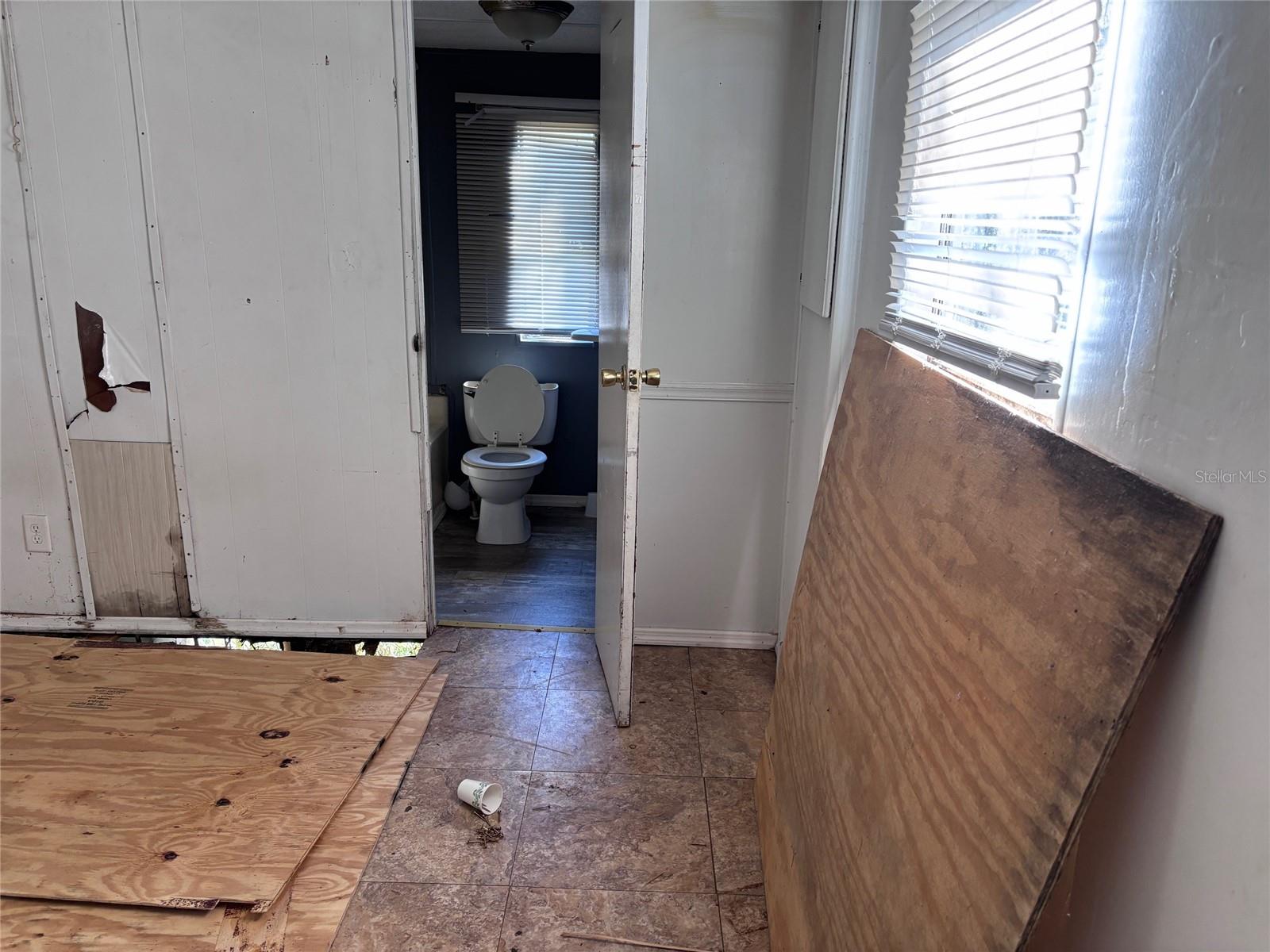 Image 12 of 17 For 17134 Atlas Road