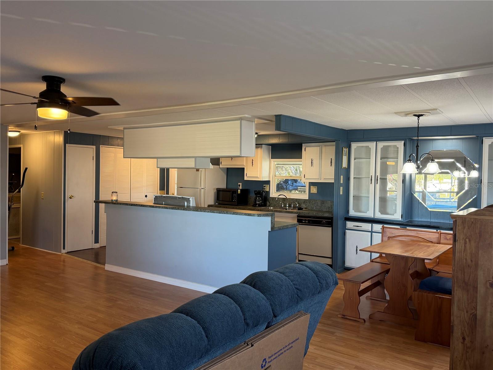 Image 3 of 18 For 124 Cedar Street