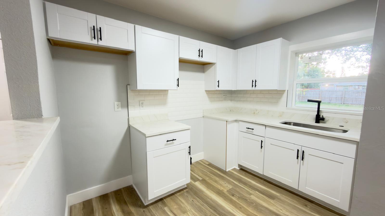 Image 15 of 25 For 2402 Stevens Avenue