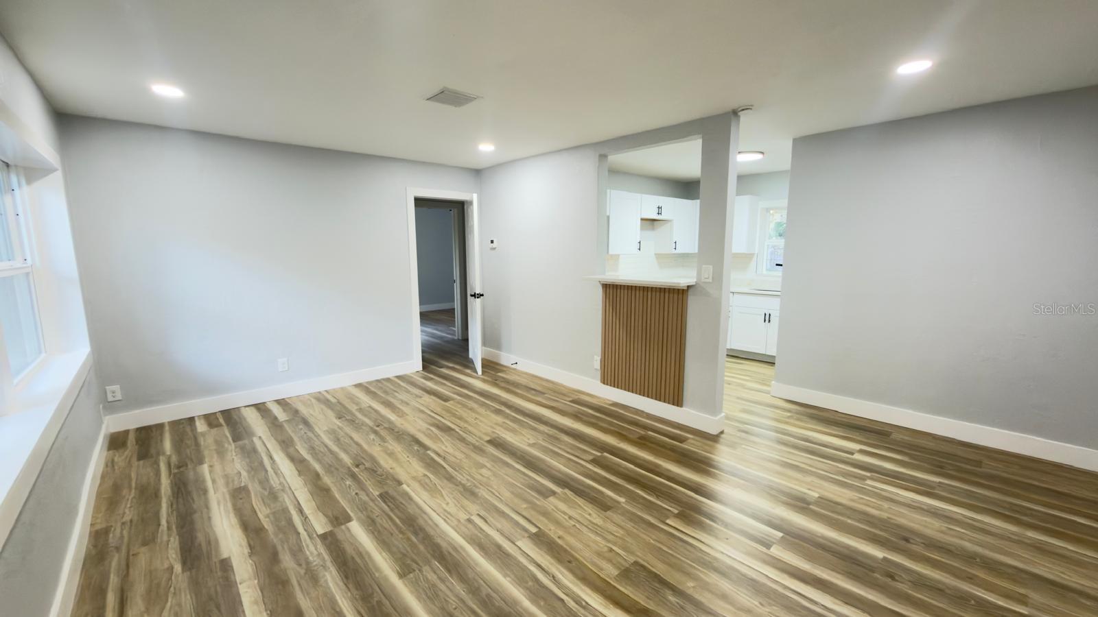 Image 17 of 25 For 2402 Stevens Avenue