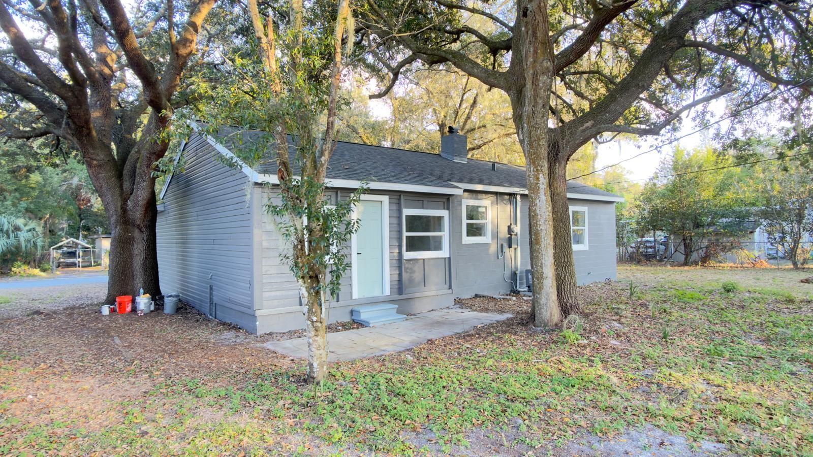 Image 19 of 25 For 2402 Stevens Avenue