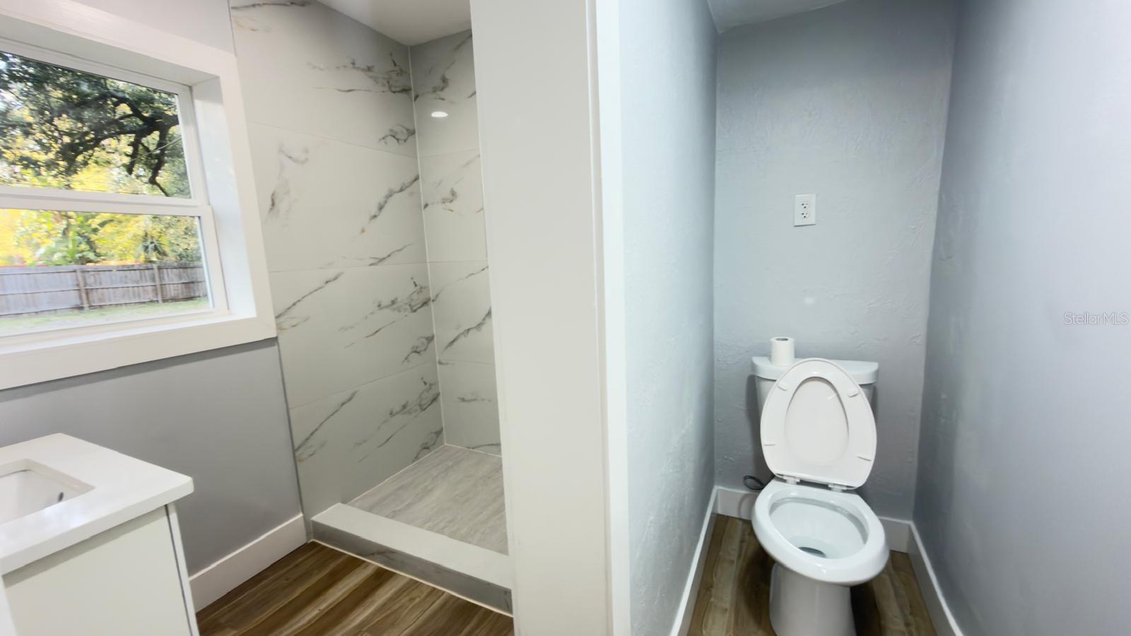 Image 8 of 25 For 2402 Stevens Avenue