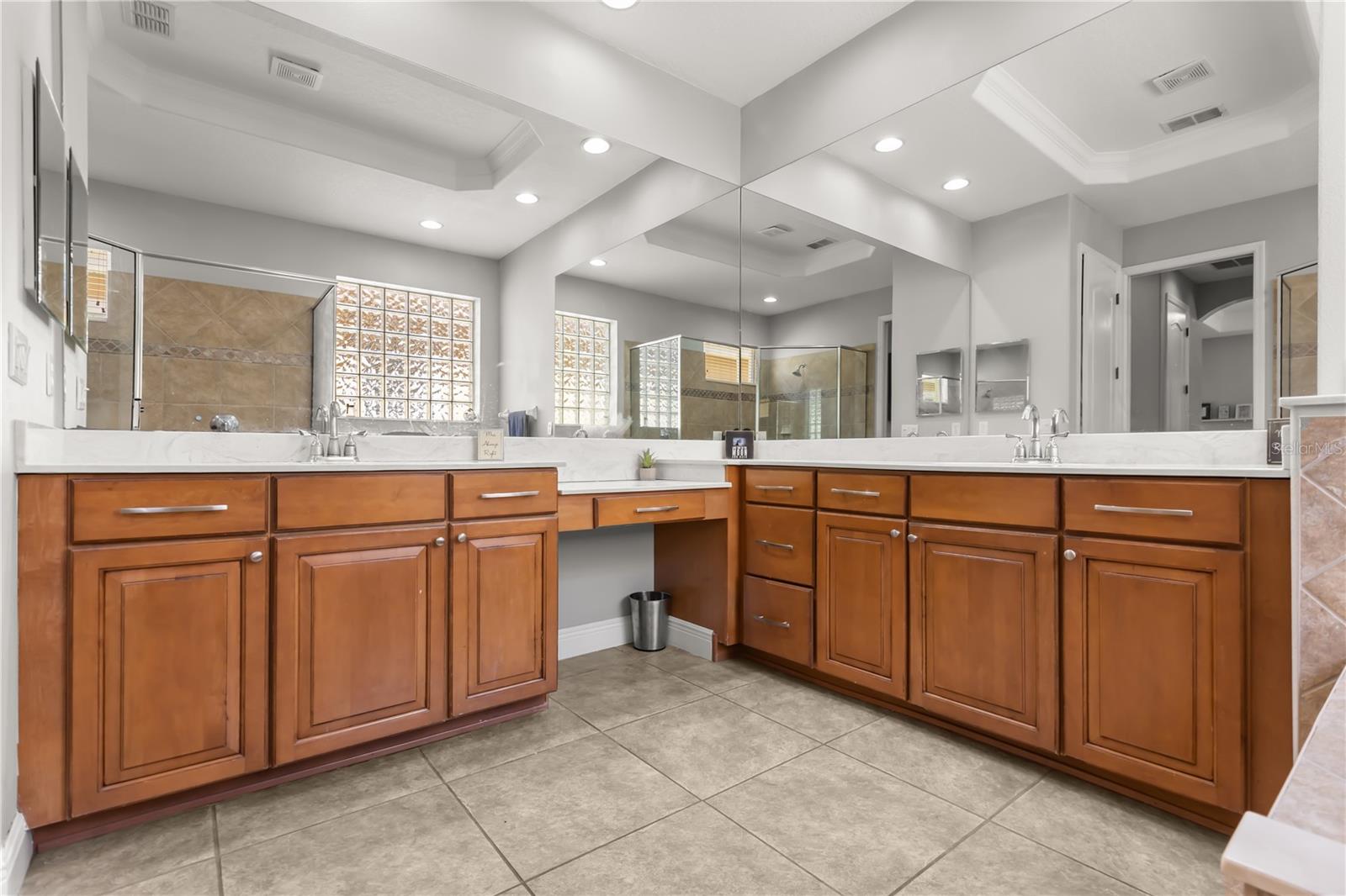 Image 24 of 41 For 8236 Via Bella Notte