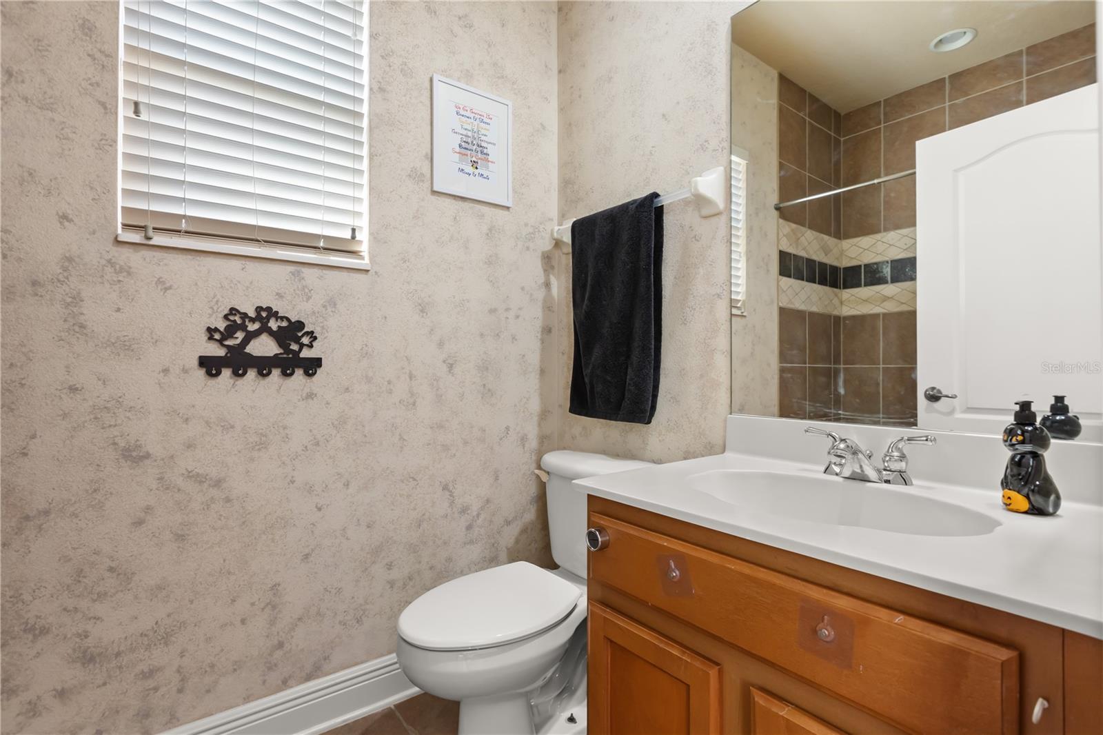 Image 34 of 41 For 8236 Via Bella Notte