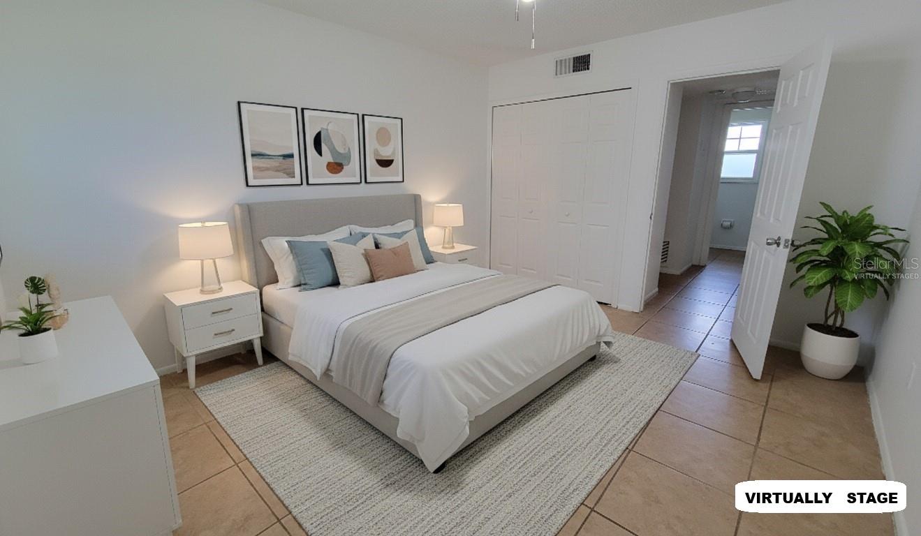 Image 16 of 41 For 826 Sky Lake Circle D