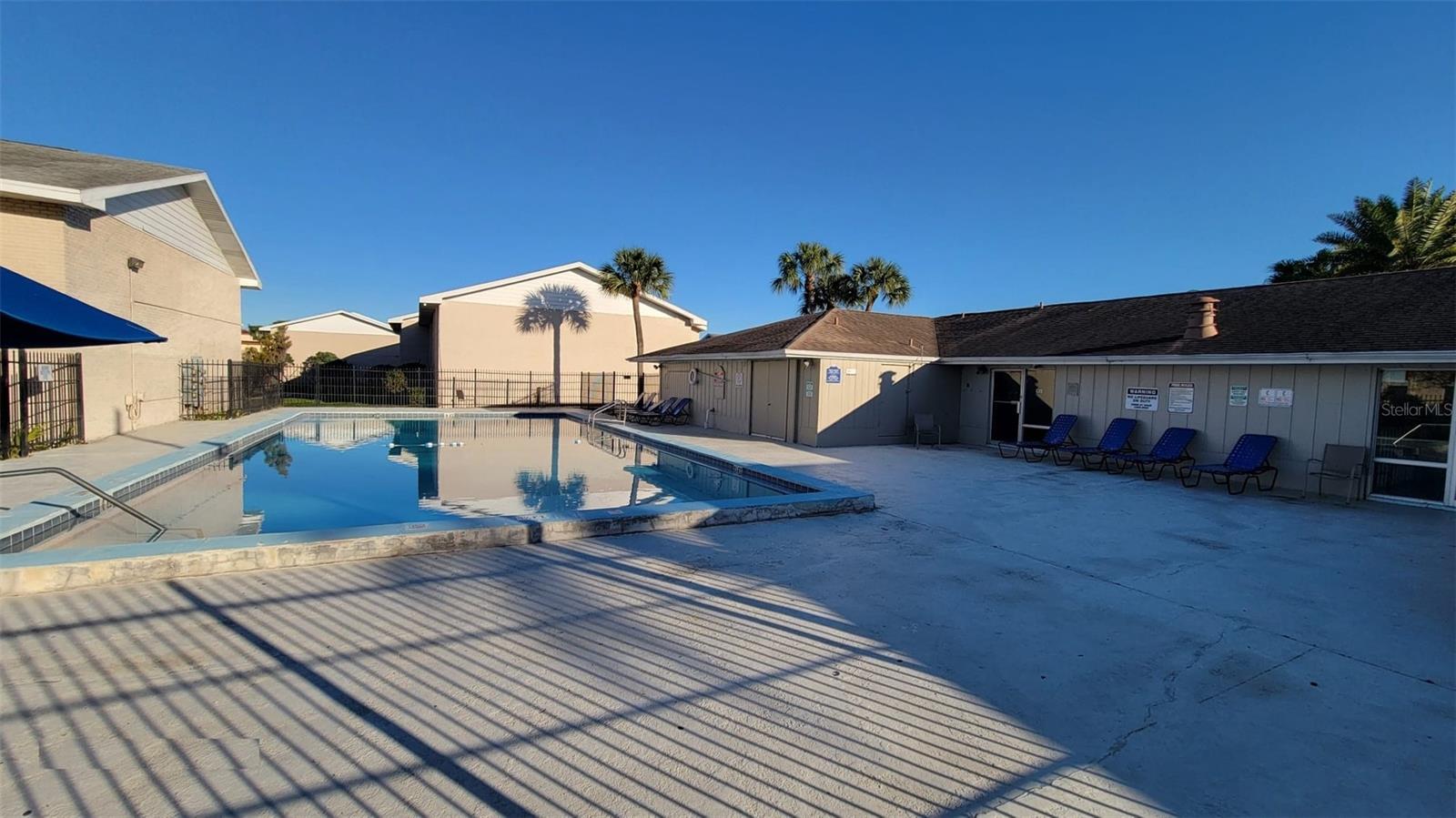 Image 32 of 41 For 826 Sky Lake Circle D