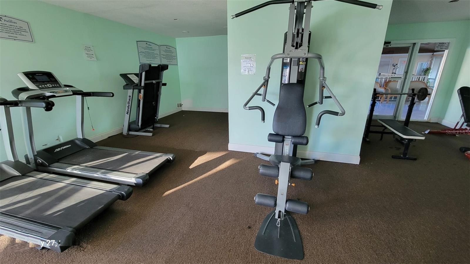 Image 34 of 41 For 826 Sky Lake Circle D