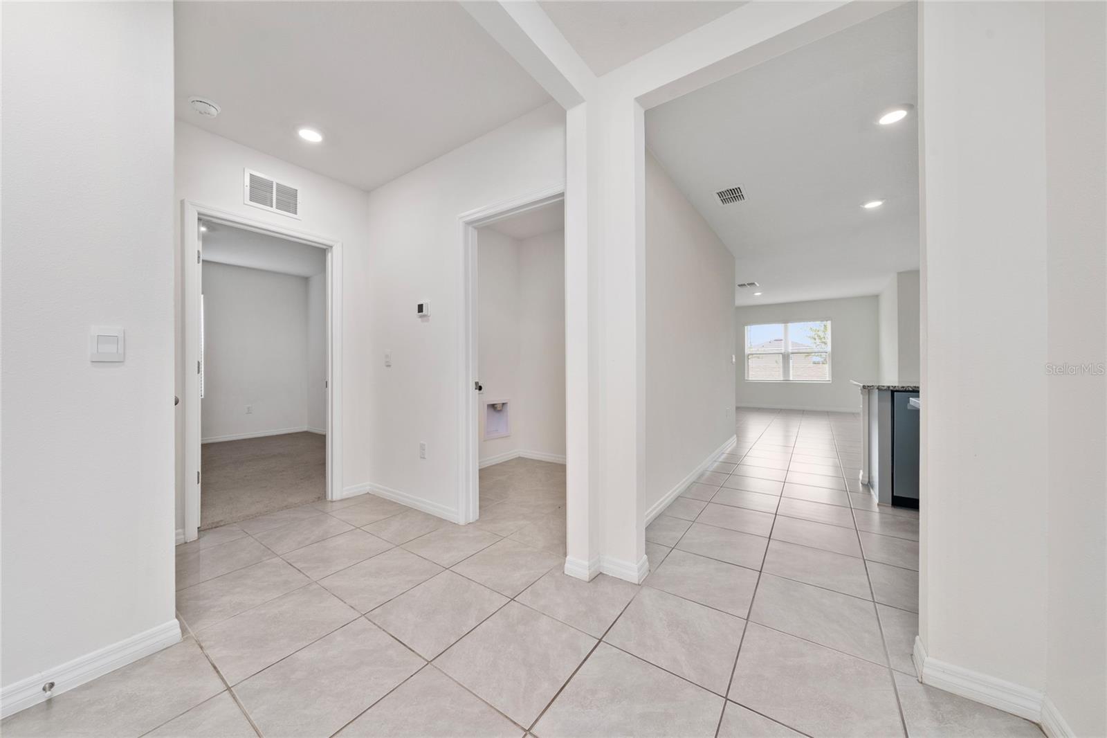 Listing photo id 13 for 2756 Gentle Rain Drive