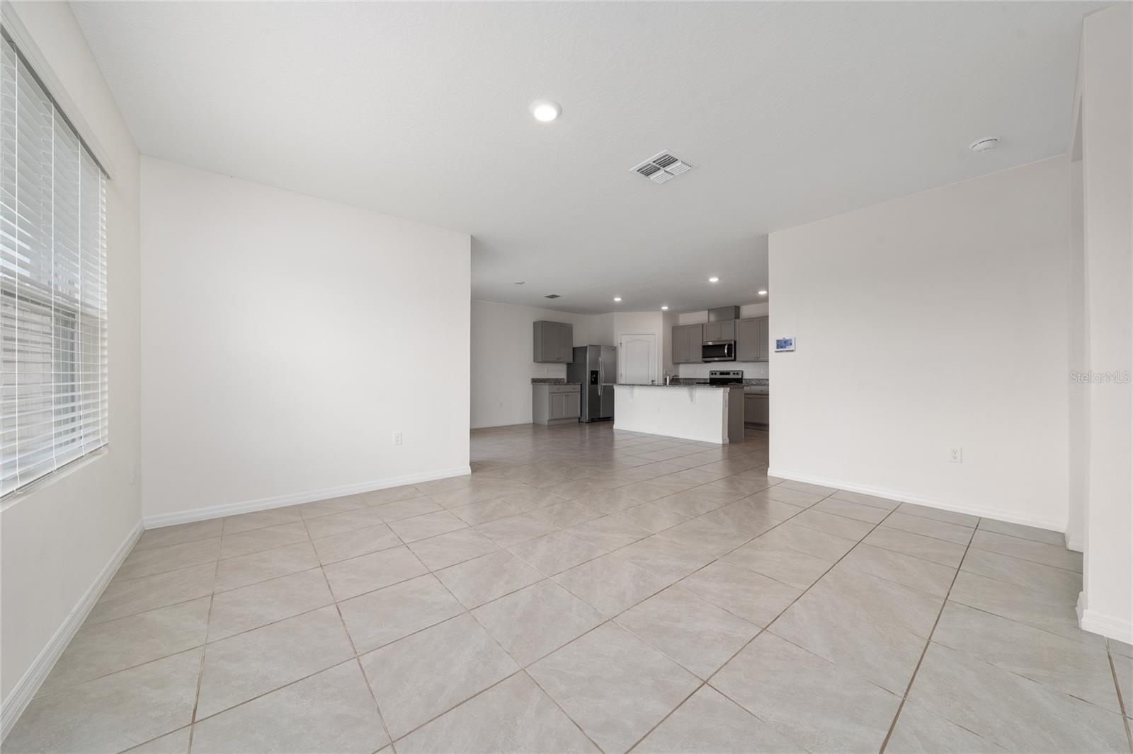 Listing photo id 22 for 2756 Gentle Rain Drive