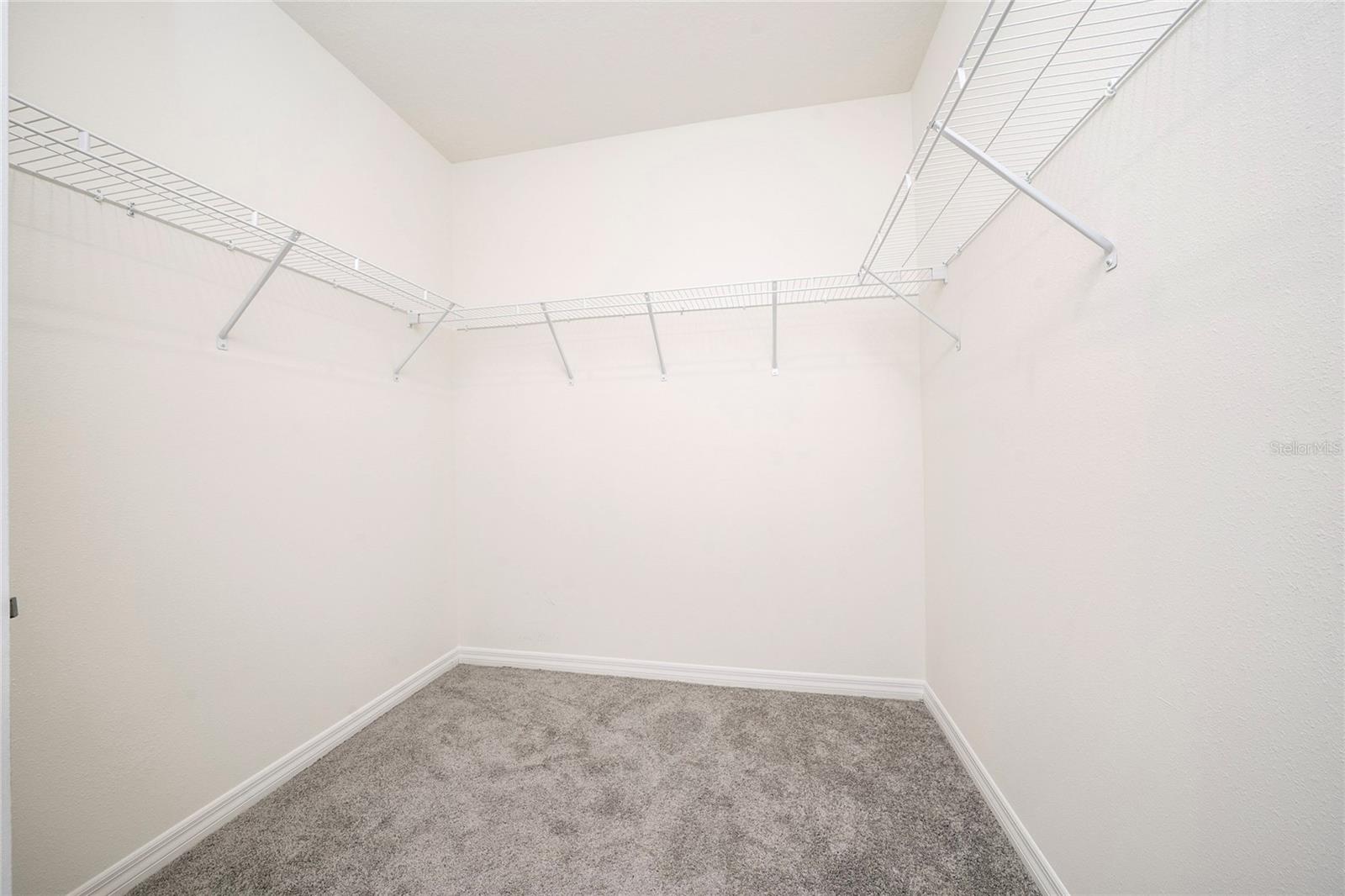 Listing photo id 27 for 2756 Gentle Rain Drive