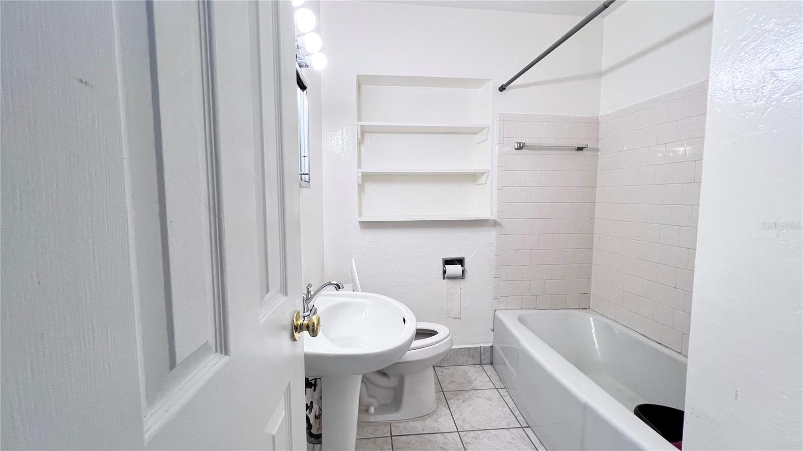 Image 11 of 21 For 2421 Laura Place