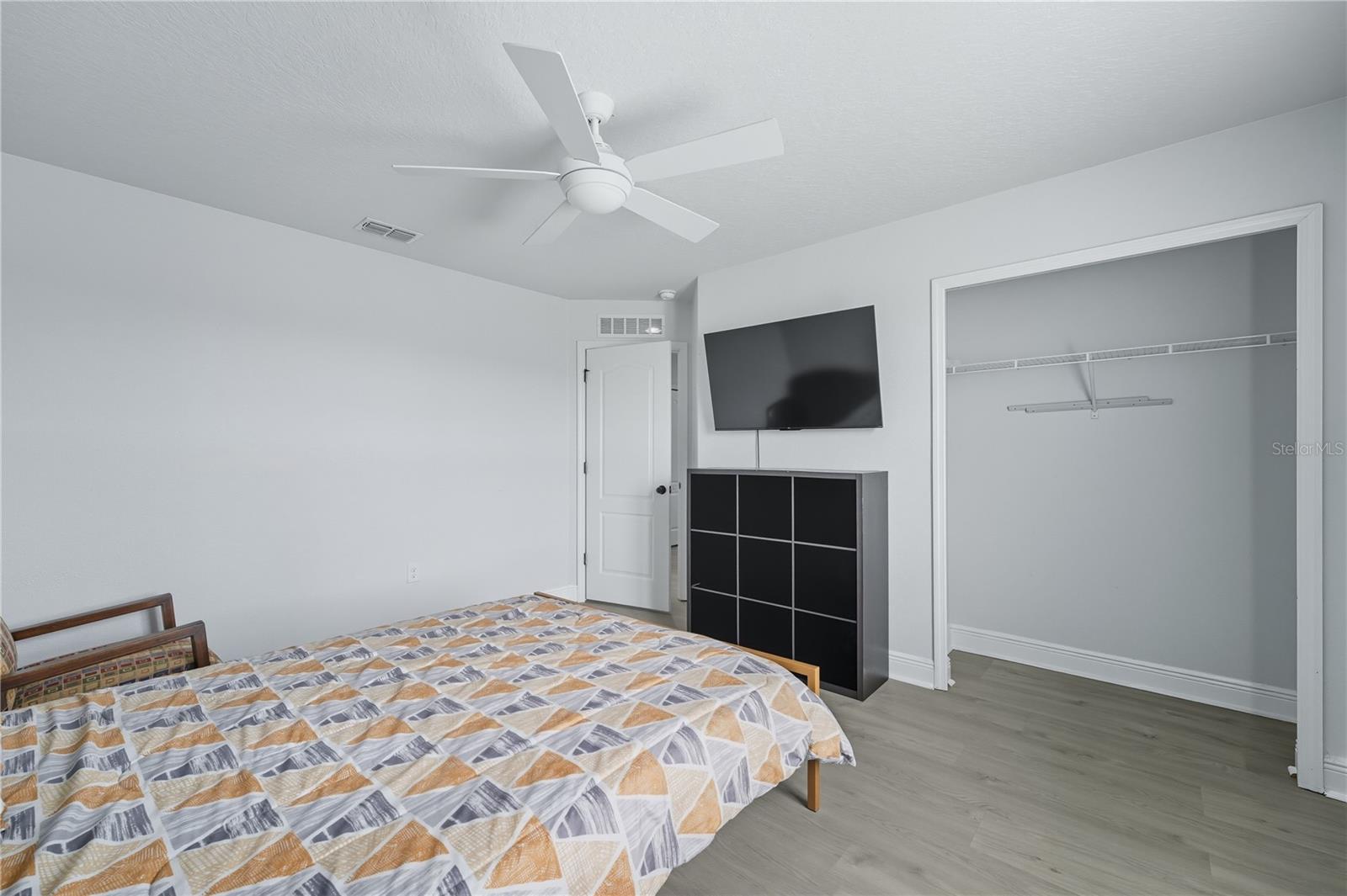 Image 20 of 32 For 133 Whirlaway Drive