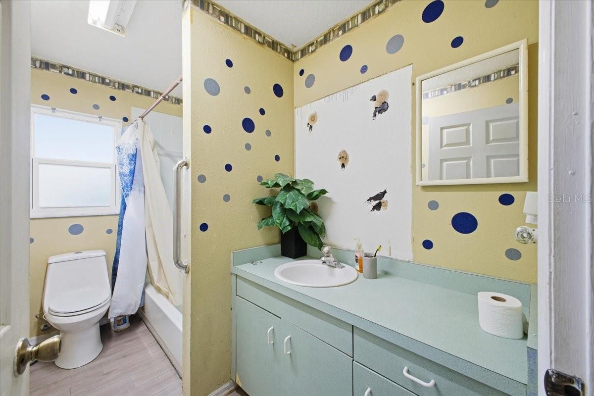 Image 12 of 22 For 2904 5th Avenue