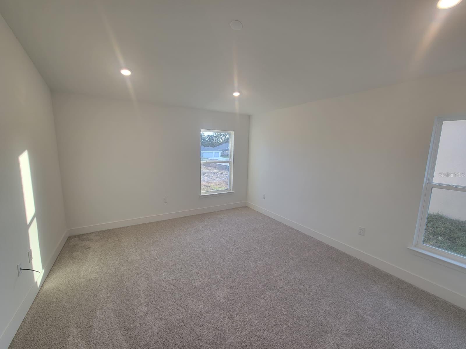 Image 14 of 24 For 266 Verny Grove Lane