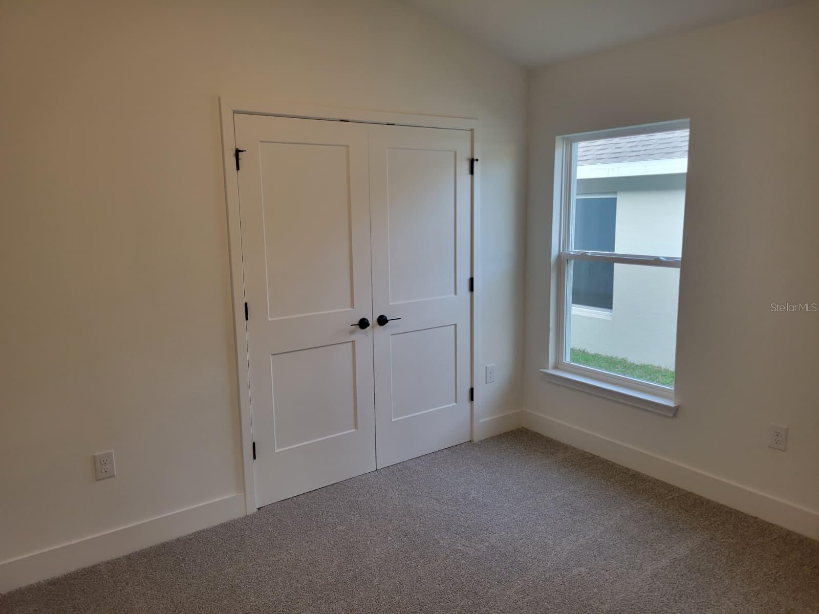 Image 20 of 24 For 266 Verny Grove Lane