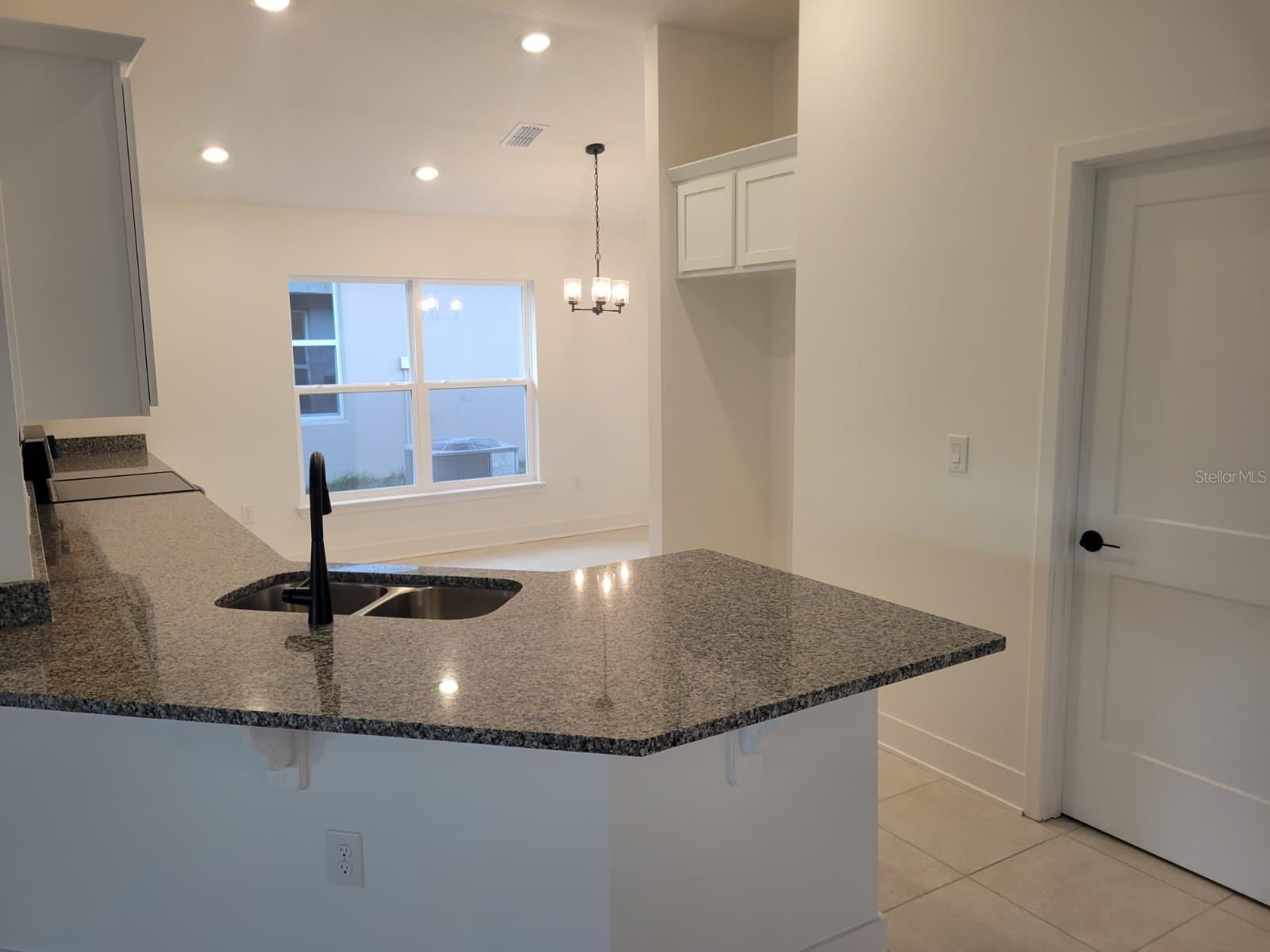 Image 8 of 24 For 266 Verny Grove Lane