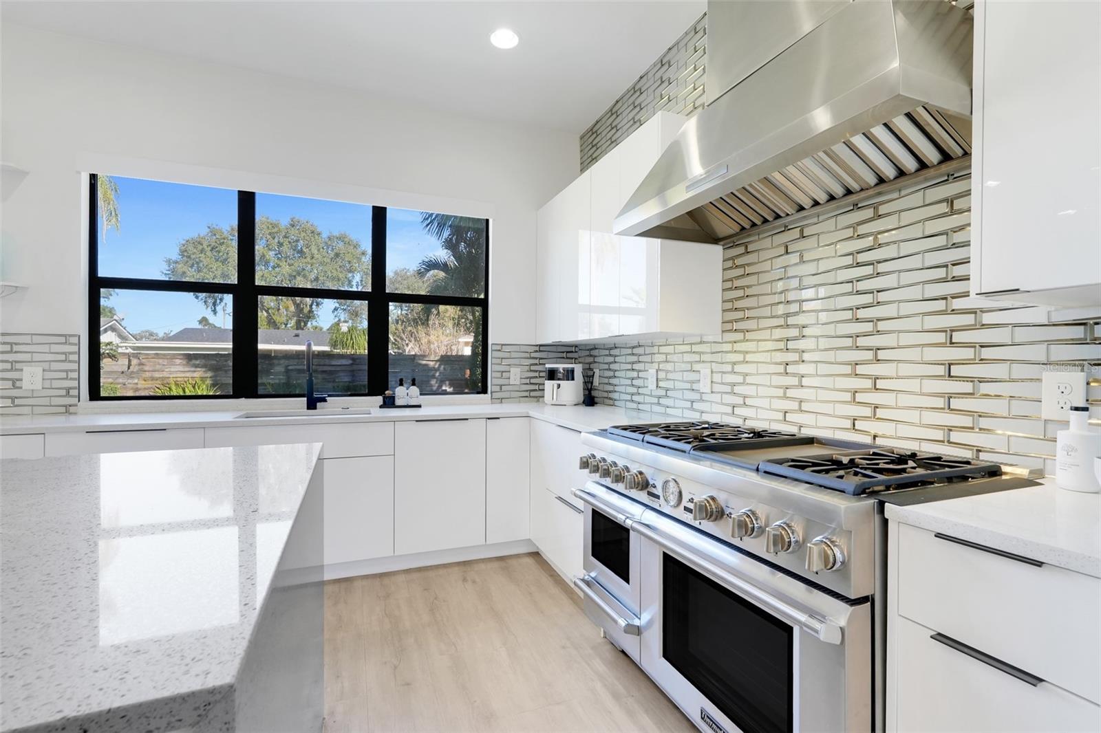 Image 18 of 50 For 1751 Goodrich Avenue